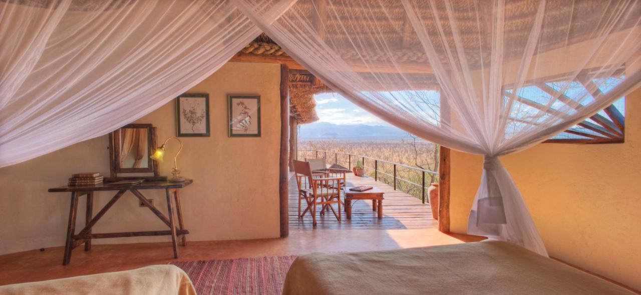 Elewana Elsa'S Kopje Hotel Meru Exterior photo