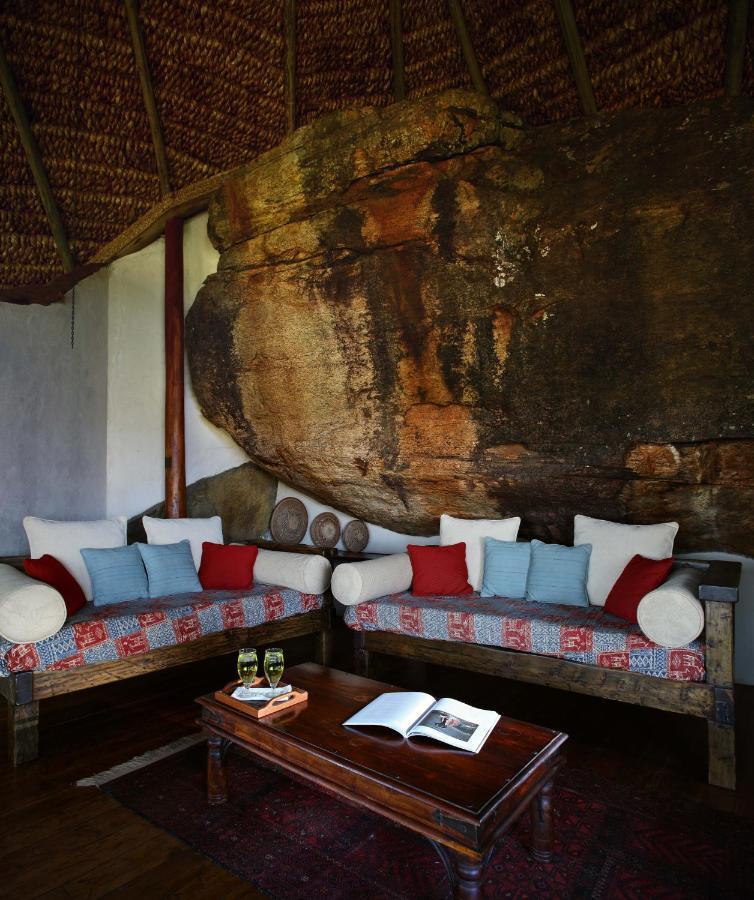 Elewana Elsa'S Kopje Hotel Meru Exterior photo