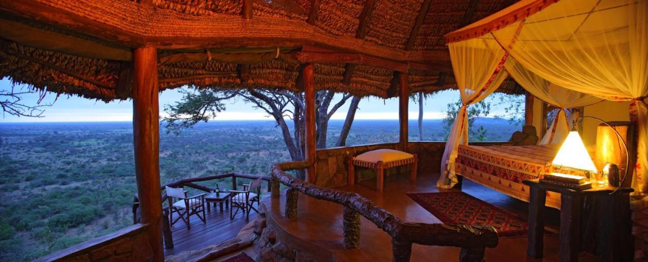 Elewana Elsa'S Kopje Hotel Meru Exterior photo